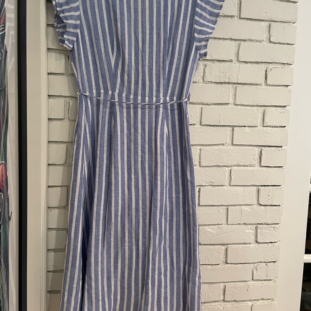 RAILS/NWOT/LOUISA WRAP DRESS/
Juneau Stripe/SZ Med/$45/linen blend - Picture 5 of 8
